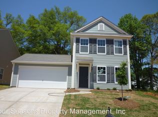 6511 Covington Commons Dr, Charlotte, NC 28227