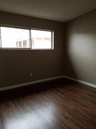 2nd image of 4165 5th Ave #C
