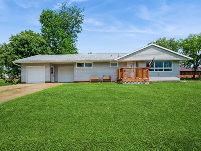 306 E Washington St, Norway, IA, 52318