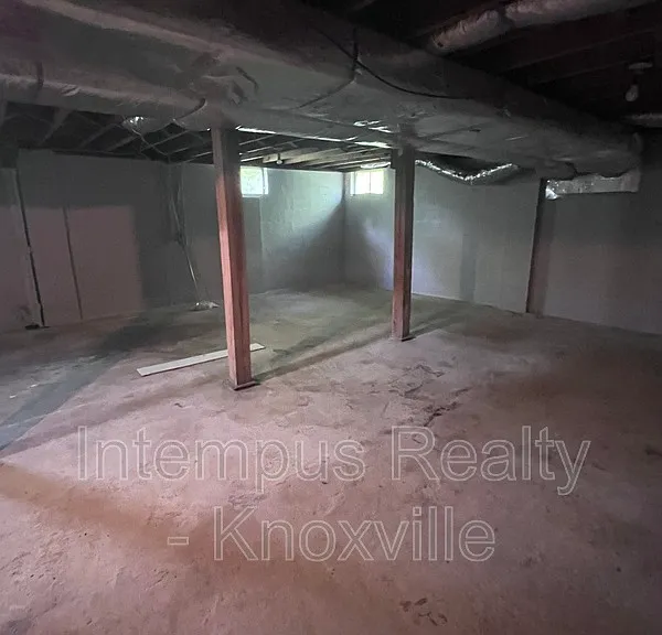 712 S Beaman St — Photo 13