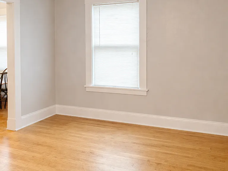 808 University Ave SE #1 — Photo 7