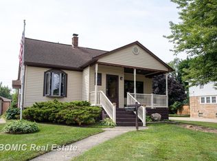 29655 John Hauk St, Garden City, MI 48135