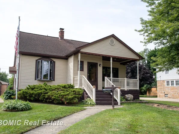29665 John Hauk St, Garden City, MI 48135