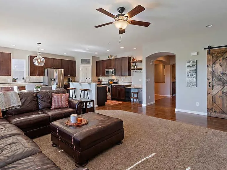 6805 S Quantock Way — Photo 4
