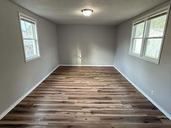 5th image of 2504 S 28th St