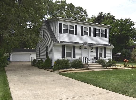 2nd image of 11610 S Komensky Ave