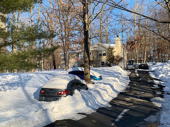 2nd image of 228 Sellersville Dr
