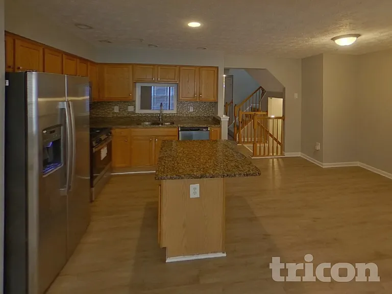 9845 Bayline Cir — Photo 6