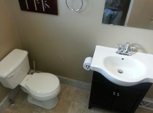 20 Prospect St #B, Bridgeport, OH 43912