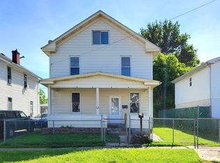 824 25th St, Huntington, WV 25703