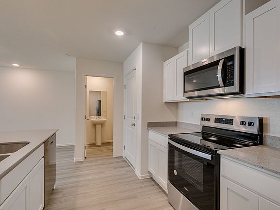 4th image of 7379 Craig Cove Ct