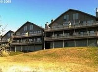 29134 Ellensburg Ave APT 27, Gold Beach, OR