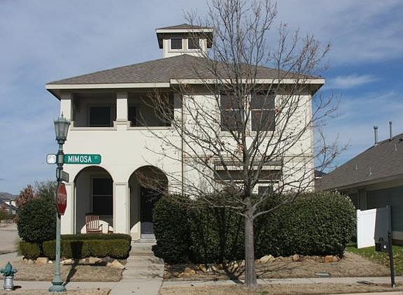 2nd image of 1901 Mimosa Ct