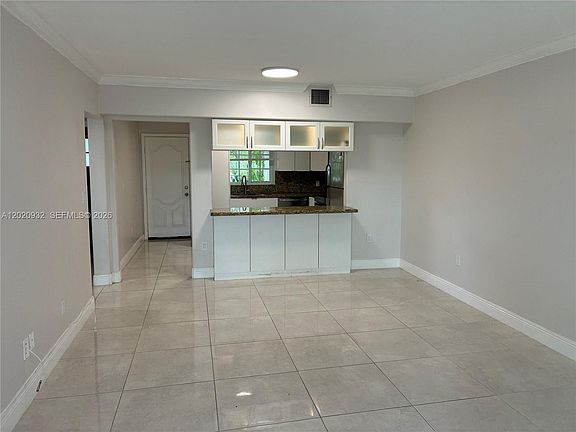 4th image of 1135 92nd St #102