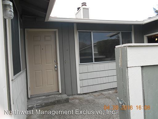 3rd image of 1611 SE 145th Ct