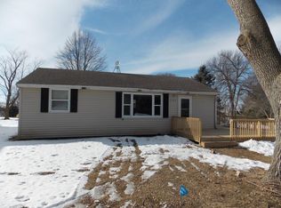 207 2nd St, Gray, IA 50110