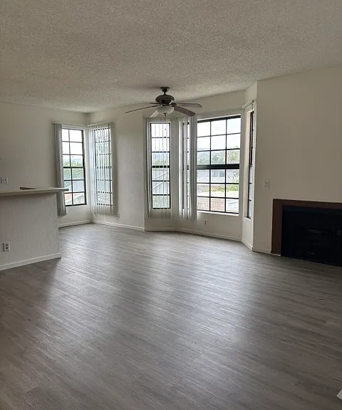 1307 Mount Gleason Ave #204 — Photo 1