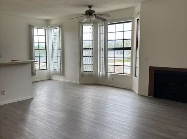 1307 Mount Gleason Ave #204, Sunland, CA 91040