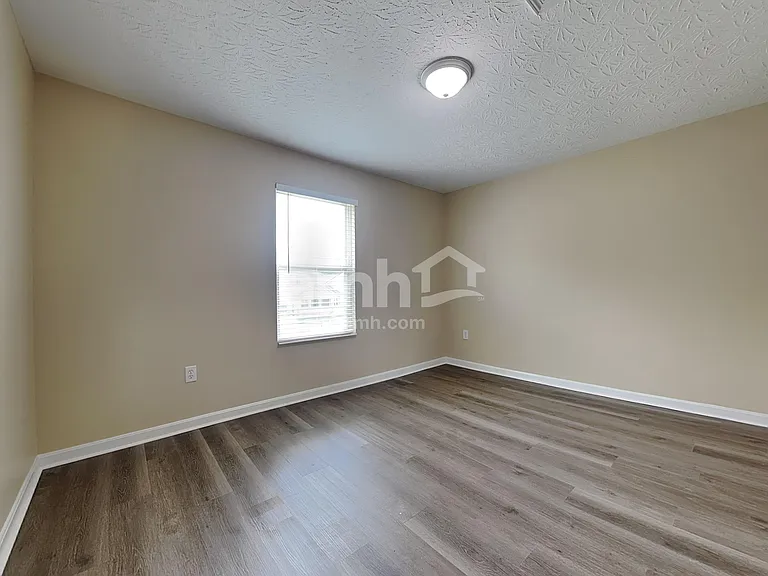 1023 Canterbury Ln — Photo 19