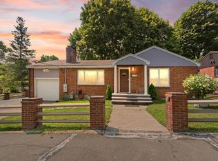 24 Taylor Rd, Lynn, MA 01904