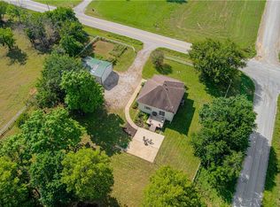 32601 Harmony Rd, Paola, KS 66071