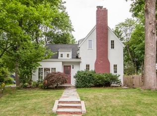 70 Morris Rd, Tenafly, NJ 07670