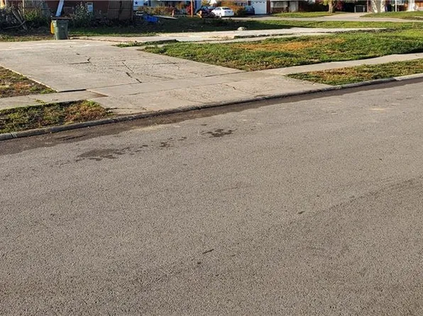 239 Crosswell Ave, Brookville, OH 45309