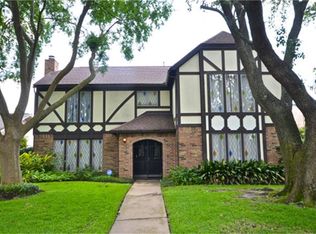 10711 Kitty Brook Dr, Houston, TX 77071