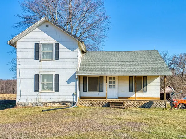 7350 Nicholson Rd, Fowlerville, MI 48836