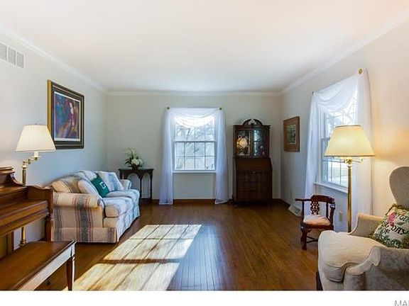 2nd image of 284 River Valley Dr