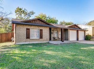1017 Meadowbrook Dr, Grapevine, TX 76051