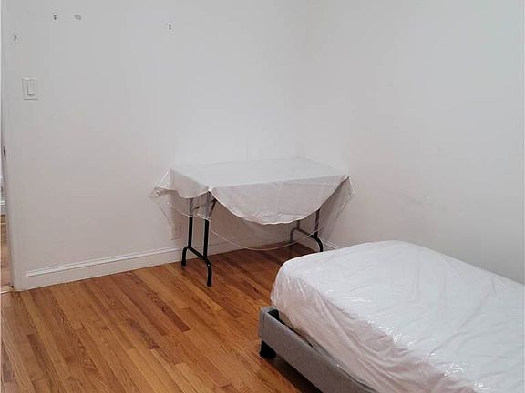 2nd image of 4142 Digney Ave #1