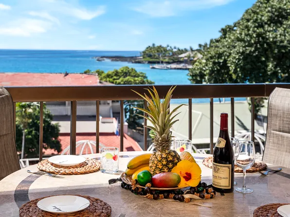 75-5719 Alii Dr APT 301, Kailua Kona, HI 96740