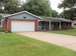 409 Highland Ave, BROWNSVILLE, WI 53006
