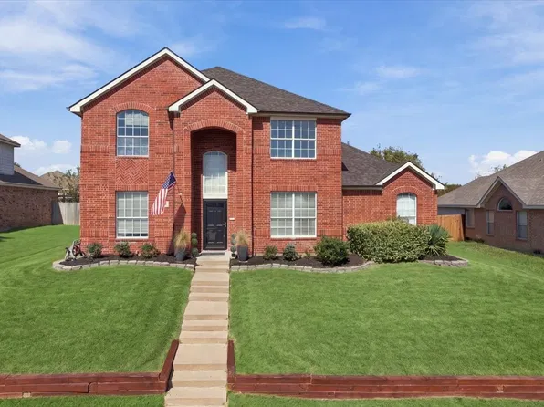 204 Newport Dr, Van Alstyne, TX 75495