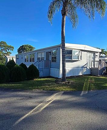 2nd image of 19 Ricks Dr