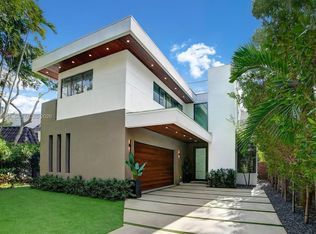 Sunshine Fruits Co, Miami, FL 33133