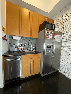 Rented by Corcoran | media 19