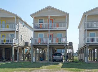 123 Howard St, Surfside Beach, TX 77541