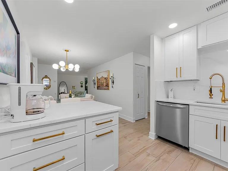 2700 Bayshore Blvd #5210 — Photo 17