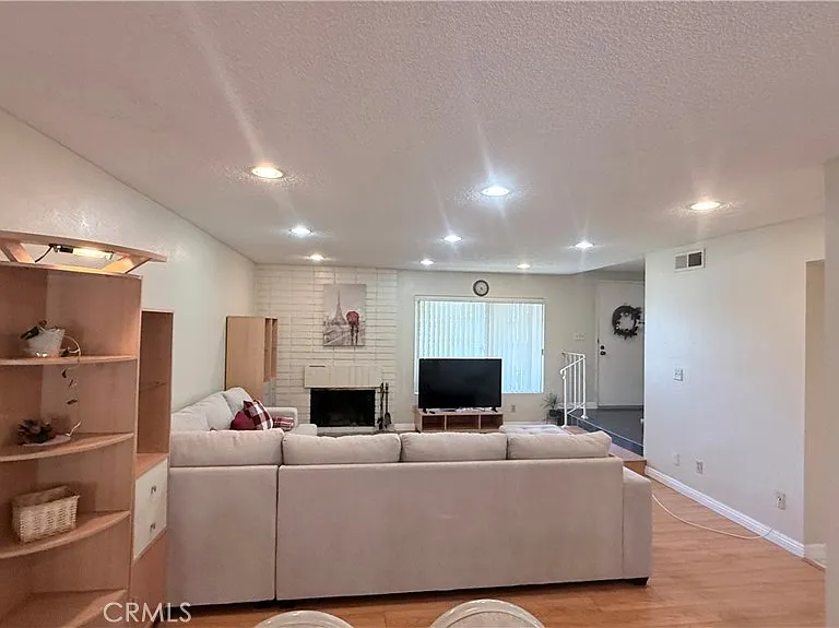1639 Aspen Village Way — Photo 8