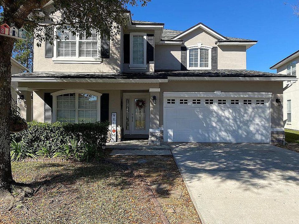 1st image of 834 Mosswood Chase St