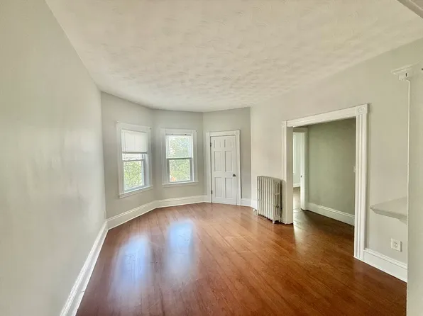 15-17 Gladstone St #3, Everett, MA 02149