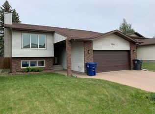 206 Baker Pl #206, Saskatoon, SK S7N3K9