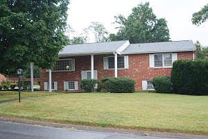 1st image of 4724 Easthill Dr