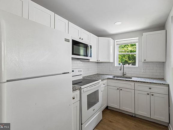 5th image of 5325 W Stiles St