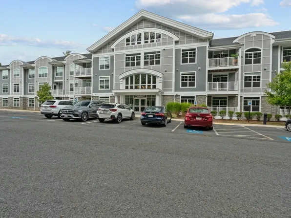 635 Old Post Rd #110, Sharon, MA 02067