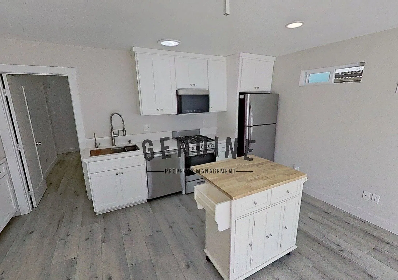273 Palmer St — Photo 2