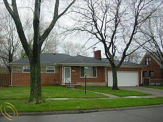 2nd image of 23028 Petersburg Ave
