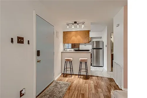 1011 W 23rd St #103 Photo 1